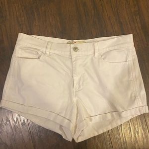 women’s size 13 white high-rise holister denim shorts